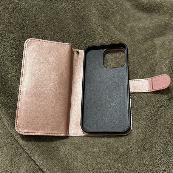 Apple 14PRO max mag phone case - Picture 2 of 4